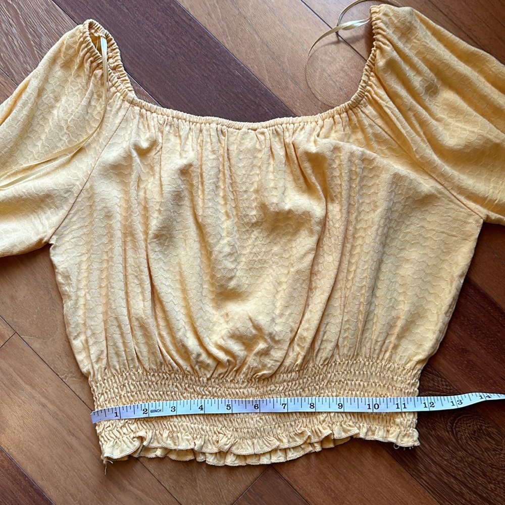 Sadie and Sage Yellow Off the Shoulder Crop Top, size small - Picture 10 of 10
